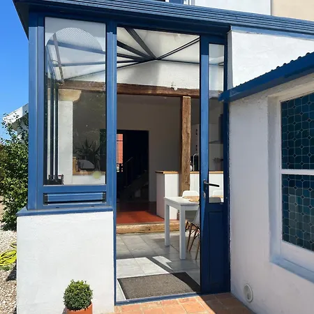 Δωμάτια σε οικογενειακή κατοικία Maison Charmante Avec Exterieur Λε Μανς