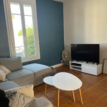 Δωμάτια σε οικογενειακή κατοικία Maison Charmante Avec Exterieur