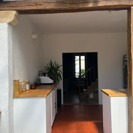 Δωμάτια σε οικογενειακή κατοικία Maison Charmante Avec Exterieur