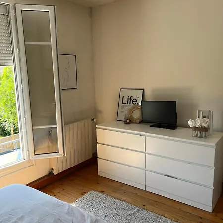 Maison Charmante Avec Exterieur *